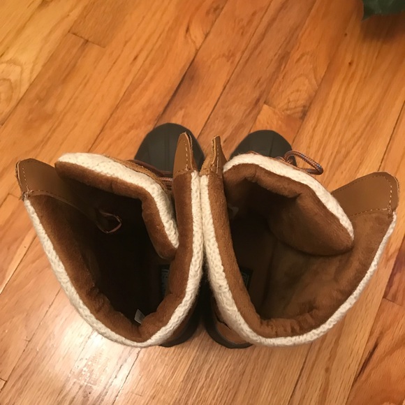 🔥KHOMBU: Tan Sweater Winter Boots! - Picture 8 of 9